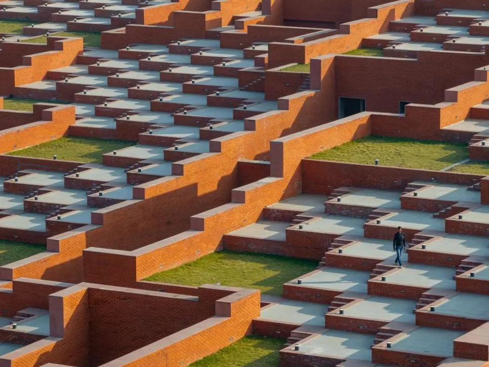 인도에 있는 특이한 기하학적인 대학 건물 | mbong.kr 엠봉