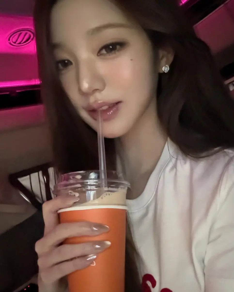 장원영 인스타 근황.jpg | mbong.kr 엠봉