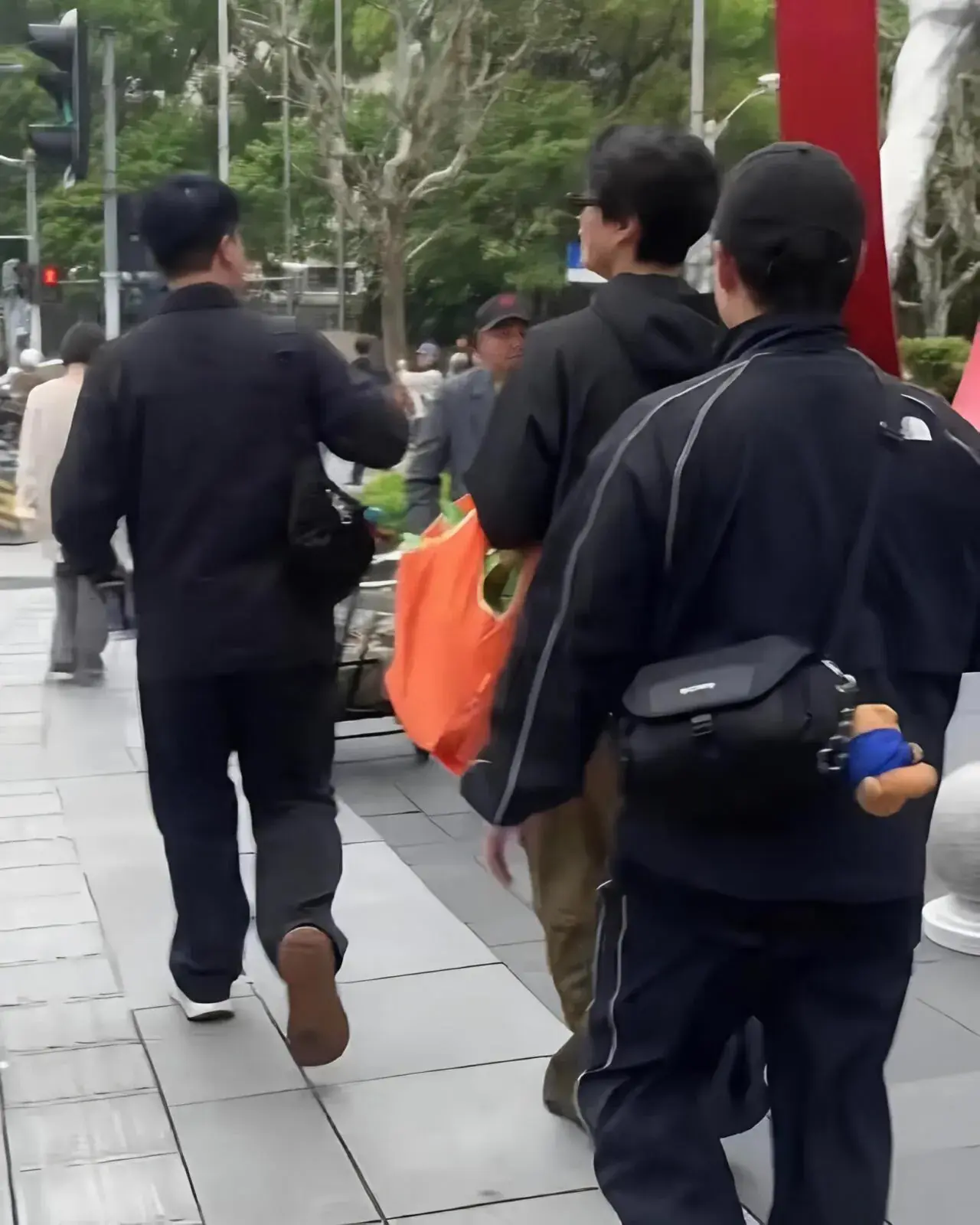 박보검이 장바구니에 가득 담아 온거 | mbong.kr 엠봉