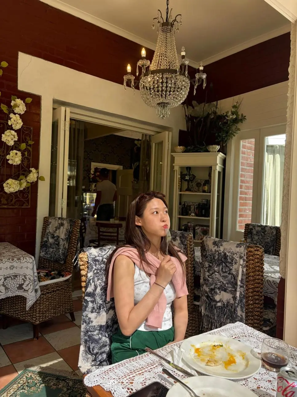 여행중인 설현 | mbong.kr 엠봉