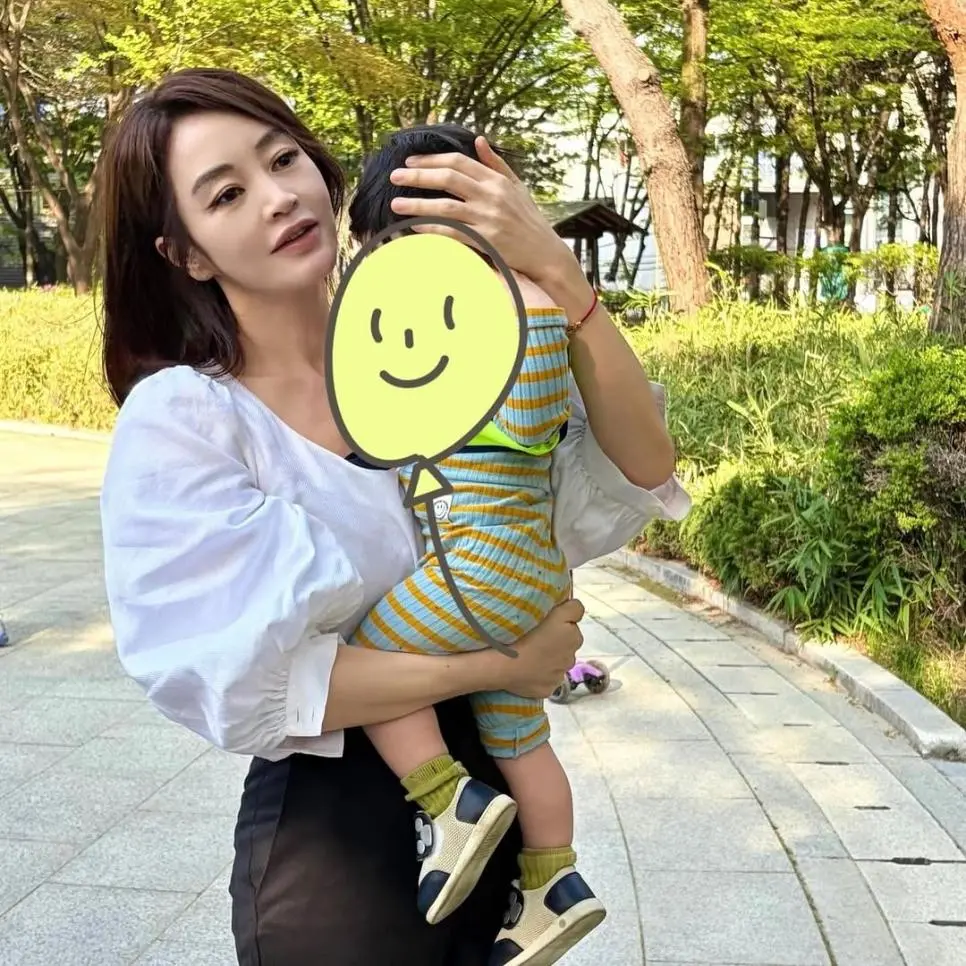 김혜수(57) 근황 | mbong.kr 엠봉