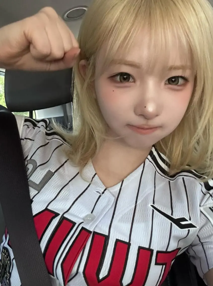 비주얼로 화제중인 최근 LG 승리요정 여돌 | mbong.kr 엠봉