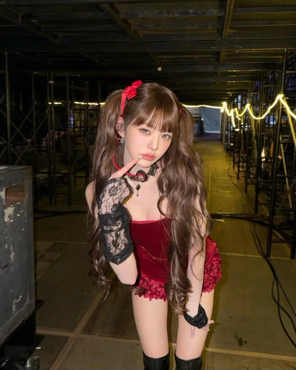 장원영 콘서트 양갈래 머리.jpg | mbong.kr 엠봉