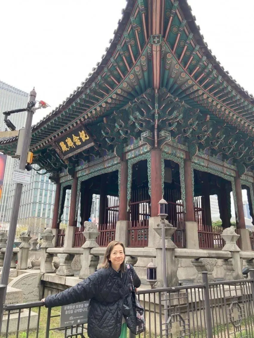 34년 전 한국에서 사진을 찍은 일본 여성 | mbong.kr 엠봉