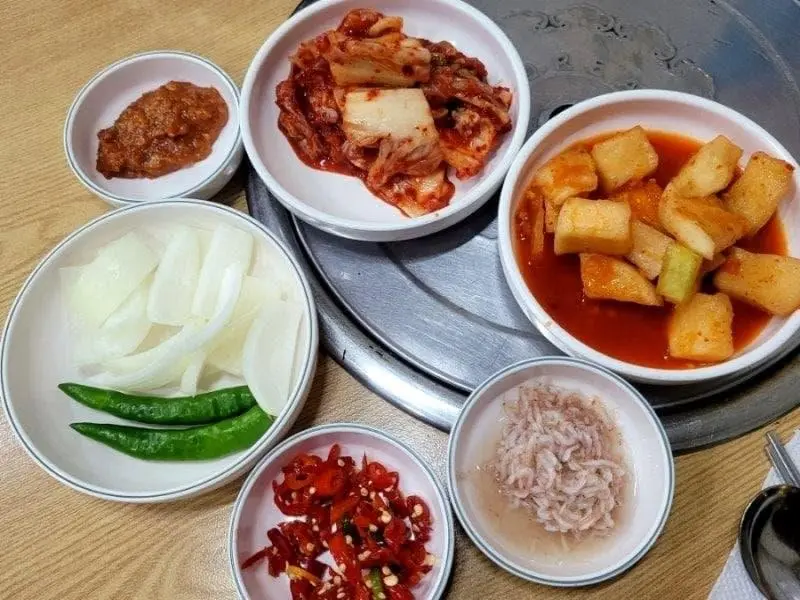 국밥시키고 제일 설레는순간 | mbong.kr 엠봉