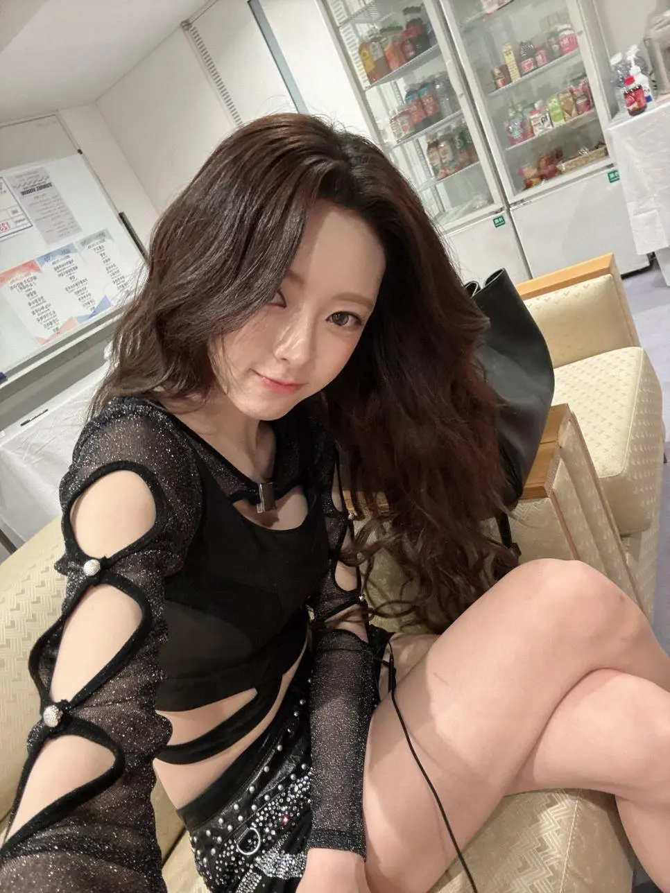 KZ9h4.webp