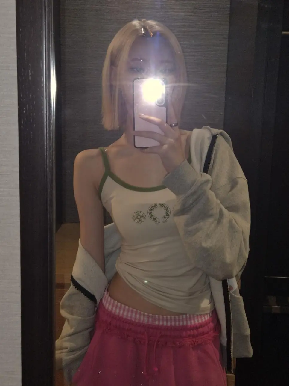 KeWjV.webp